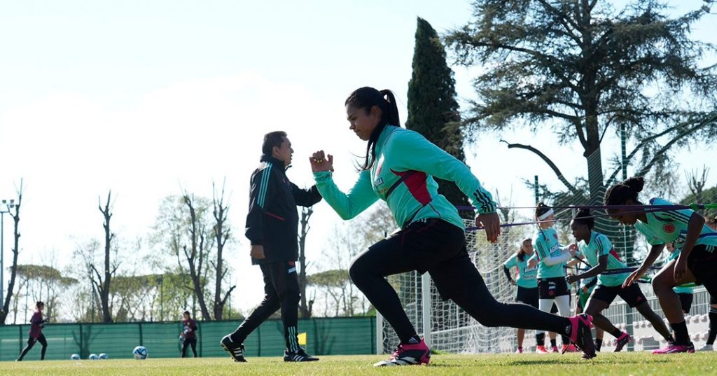 selección Colombia Femenina, entrenamiento 10 de abril