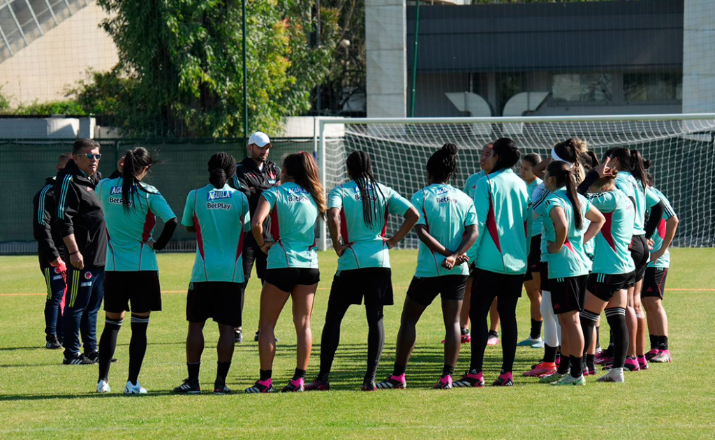 selección Colombia Femenina, entrenamiento 10 de abril