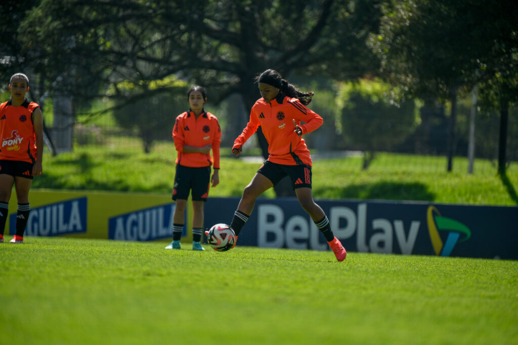 ¡Con fútbol, goles y unión, así finalizó el ciclo de la Selección Colombia Femenina Sub-17!