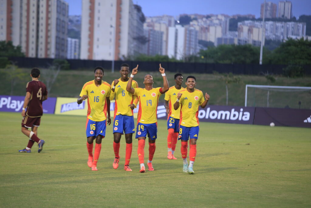 Selección Masculina Sub-20, microciclo diciembre: una victoria y un empate frente a Venezuela