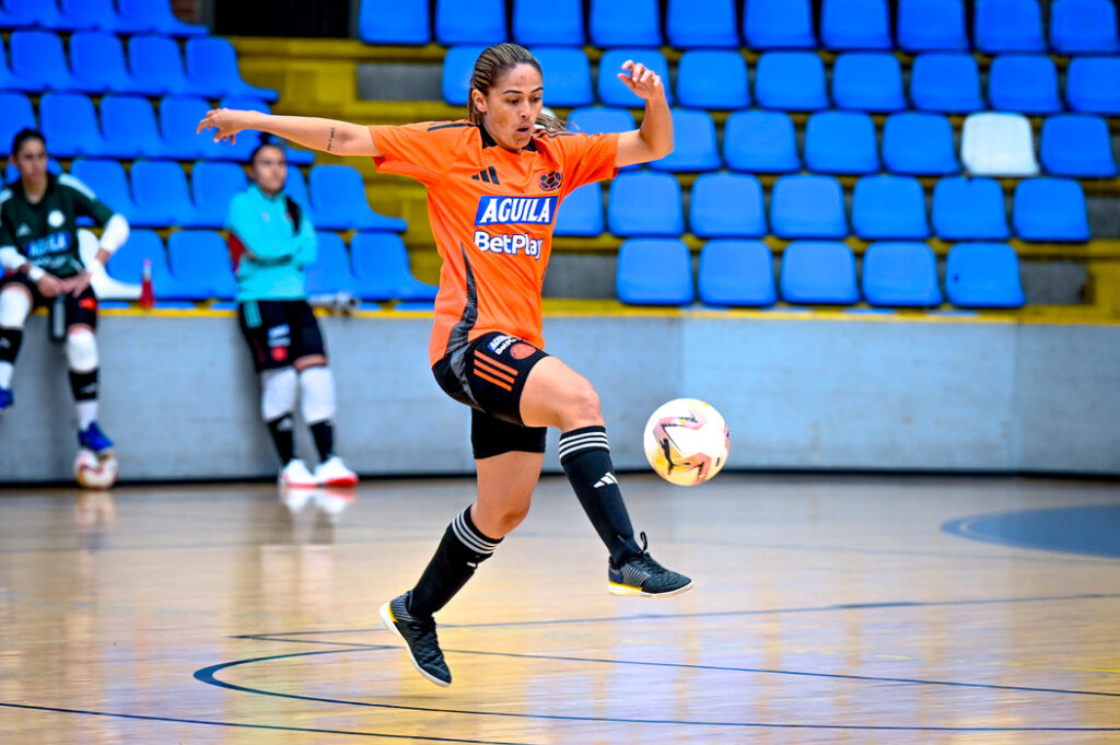 ¡Fogueo en cancha! La Selección Colombia Femenina Mayores de Futsal no se detiene
