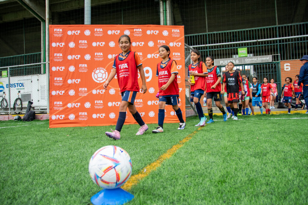 Festival de fútbol 9, FCF y FIFA: Manizales