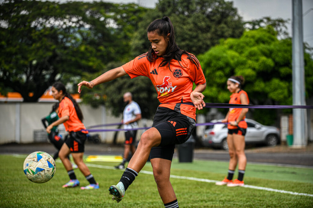 Entrenamiento Selección Colombia Femenina Sub17 – 16 de mayo de 2025